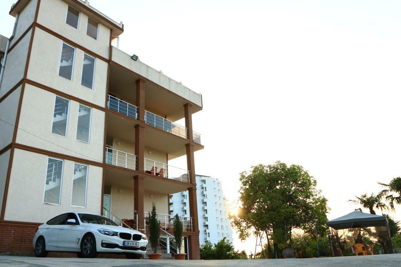 Rainbow Rooms Apart Hotel Makhinjauri Exterior foto