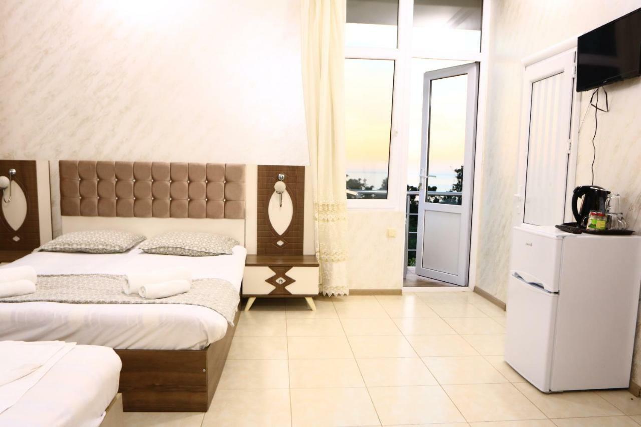 Rainbow Rooms Apart Hotel Makhinjauri Exterior foto